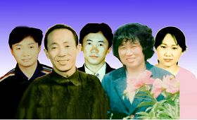 从左至右：彭敏（小哥）、彭惟圣（父亲）、彭亮（大哥）、李莹秀（母亲）、彭燕（小妹）