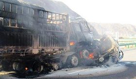 图：甘肃省宁县“610 办公室” 主任孟兆庆车毁人亡现场。（网络图片）