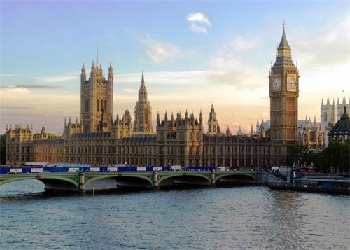 英国议会大厦（网络图片）
