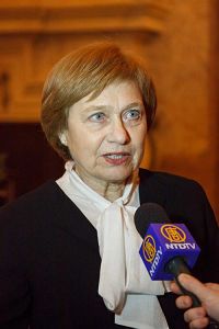 '捷克参议院副主席阿莱娜·巴莱茨科娃'
