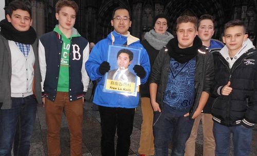 '德国少年呼吁释放在中国被迫害的吕开利先生'