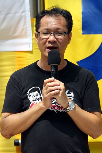 图6：香港支联会副主席蔡耀昌发言。