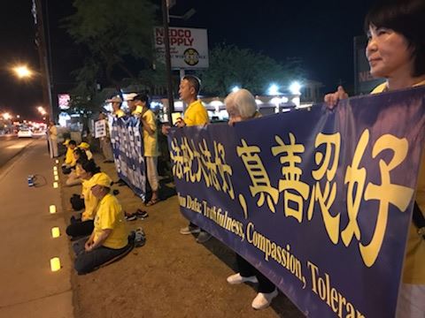 '图1～3：拉斯维加斯法轮功学员在中国城举办活动，纪念四二五和平上访十九周年'