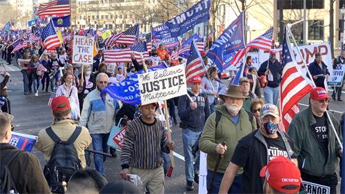 图1～4：二零二零年十二月十二日，成千上万美国民众从各州赶来华盛顿DC，参加“制止窃选、支持川普连任”集会游行。