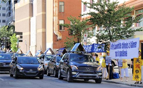 '图1～3：2020年9月5日，蒙特利尔退党服务中心在市中心举行汽车游行，把真相福音广传。'