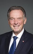 '图5：加拿大国会议员肯特（Peter Kent）'